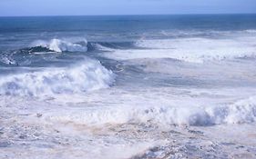 White Swell by Sítio (Nazaré)